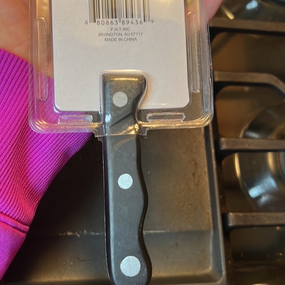 6 New Kitchen bundle with knives, pizza cutter, glass storage and cookie mold - Picture 15 of 15